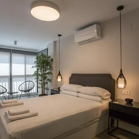 Caleta Homes - Ancha Del Carmen Malaga Exterior photo